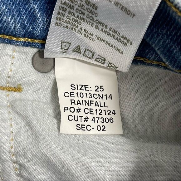 Current/Elliott The Boyfriend Jean in Rainfall Wash Size 25 - Picture 9 of 11